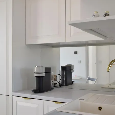 Rentplanet - Shellter 로고보