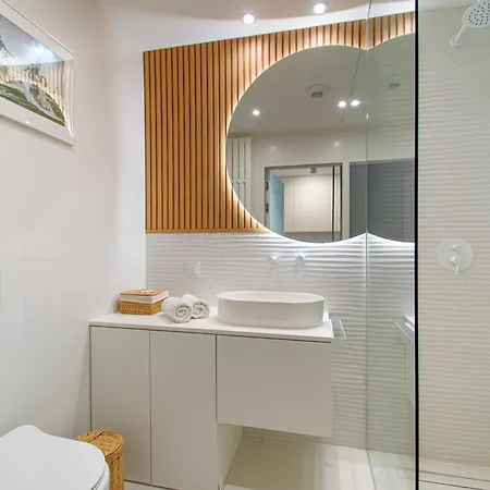 Rentplanet - Shellter Apartamento